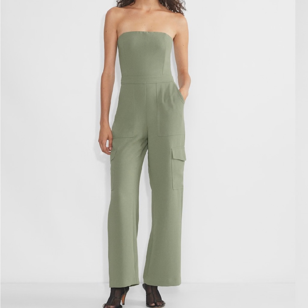 Aritzia Cordial Cargo Jumpsuit